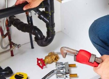 You are ready to get a job done in your home and you are looking for a plumber to handle the plumbing work. You call a couple of plumbing companies in the area and get a couple of quotes. One quote comes in significantly cheaper from a “freelance plumber”. This happens all of the time. […]