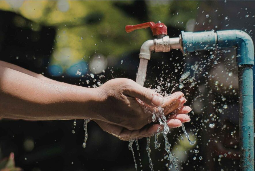 brown water from faucet
