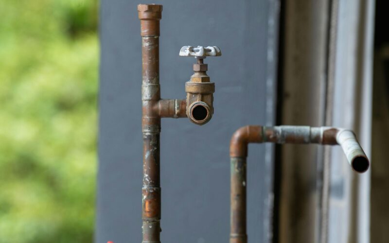 how to fix mineral buildup in pipes