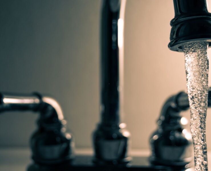 reduce water usage in commercial buildings